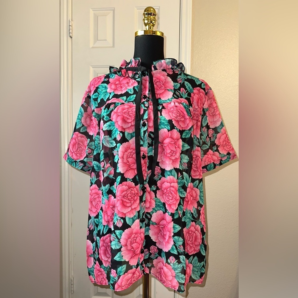 NWT Hell Bunny Women’s 4XL Black Floral Sheer Blouse Tie Neck Ruffle Collar